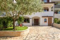 Apartments Dora - B&B
