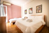 Cozy Flat in Heart of Acropolis - B&B Atenas