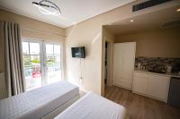Triple Room with Balcony and Sea View