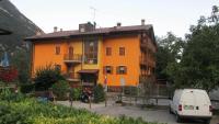 Residenza Arcobaleno - Bed and Breakfast Tenno