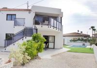 The Villa by Albir Proper Properties - B&B