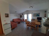 Apartments Mira - Bed and Breakfast Tkon