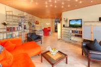 One-Bedroom Apartment with Balcony