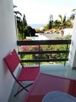 Estudio con vista al océano