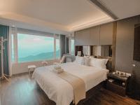 Premium Quadruple Room