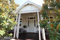 Healesville House - Magnolia House - B&B