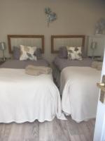 Standard Twin Room with Garden View