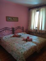Zweibettzimmer mit Bad