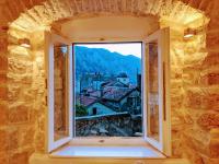 Romantic Rooftop View Hideaway- Old Town Nr 404 - B&B Cattaro