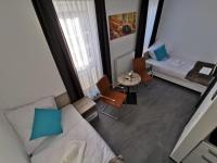Studio Comfort Twin Bed