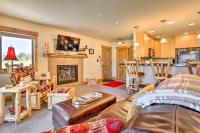 Peaceful Fraser Condo with Patio - by Hiking Trails! - B&B Fraser