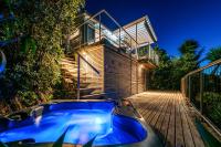 Bach on Burrell - B&B Oneroa