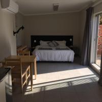 B&B Bloemfontein - One One Five Albrecht Street - Bed and Breakfast Bloemfontein