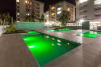 Apartamento Ubatuba, AR, Varanda Gourmet, Piscinas e 300mt Praia - B&B Ubatuba