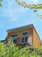 Knotty Pine Ocean Front Suite - Adults Only - Ferienwohnung Ingonish Beach