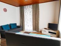 Apartment mit Balkon