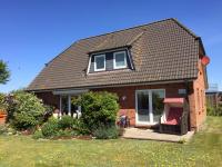 Ferienhaushälfte Domeyer Midlum - B&B Midlum