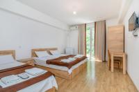 Chambre Triple avec Salle de Bains