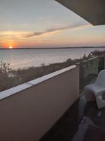 Mamaia centru Kids friendly apartament - Bed and Breakfast Mamaia