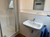 Chambre Double ou Lits Jumeaux avec Salle de Bains Privative