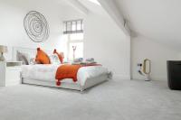 B&B Shepley - Copley Loft 3 Bedroom House with Patio - Bed and Breakfast Shepley