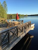Historic lakeside villa, 20 guests - ski, boat - B&B Sunnansjö
