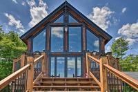 Red Sweetheart Barn Studio with Mtn and River Views! - Chambres d’hôtes