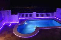 BEACH HOUSE. CASA CON PISCINA PRIVADA - Bed and Breakfast Calafell