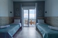 Golden Seaside 2 - B&B Néa Róda