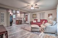 Lake Charles Home 1 Mi to Public Boat Launch - B&B Lake Charles