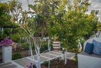 PERIVOLI 4-CHORA(5min away from the center by car) - B&B