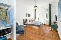 One-Bedroom Apartment with Balcony