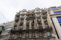 Appartements Marais proche du Theatre Renard - Bed and Breakfast