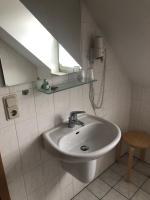 Double or Twin Room with Shower