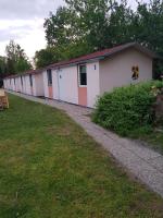 Napraforgó Apartmanok - B&B Balatonfűzfő