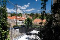 Deluxe King Suite - Champagne