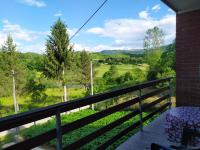 Apartamento con balcón