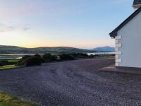 Skellig Port Accommodation - 1 Studio Bed Apartment - B&B Portmagee
