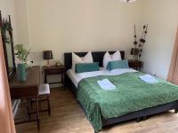 B&B Mayence - Ferienwohnungen im Osteiner Hof - Bed and Breakfast Mayence