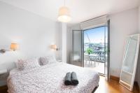 B&B Donostia / San Sebastian - Modern Apartment with Spacious Terrace - Bed and Breakfast Donostia / San Sebastian