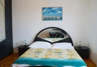 Appartamento con 3 Camere da Letto, Balcone e Vista Mare