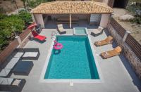 B&B Pastida - M & S Villa - 3 bedroom villa with heated pool - Bed and Breakfast Pastida