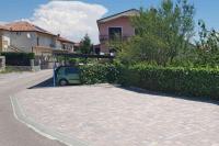 Apartments Marinici Rijeka - with Private Parking - B&B Fiume