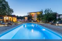 Villa Podrugovi Dvori with pool - B&B Koprivno