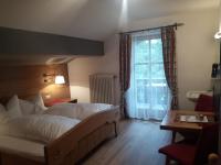 Double Room with Private External Bathroom