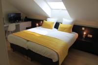 Deluxe Double Room with Shower