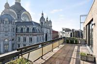 City PENTHOUSE, rooftop terrace, free NETFLIX, wifi and airco - B&B