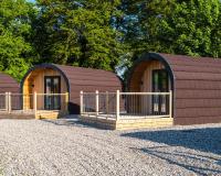 Lodge With Hot Tub