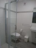 Tweepersoonskamer met 1 of 2 Bedden en Gedeelde Badkamer