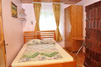 Doppel-/Zweibettzimmer mit Gemeinschaftsbad